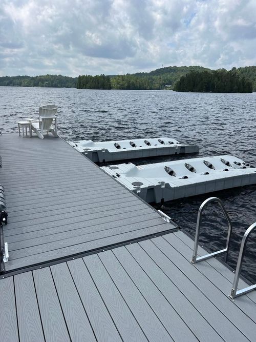 Rampe, passerelle ou accessoire de quai 2